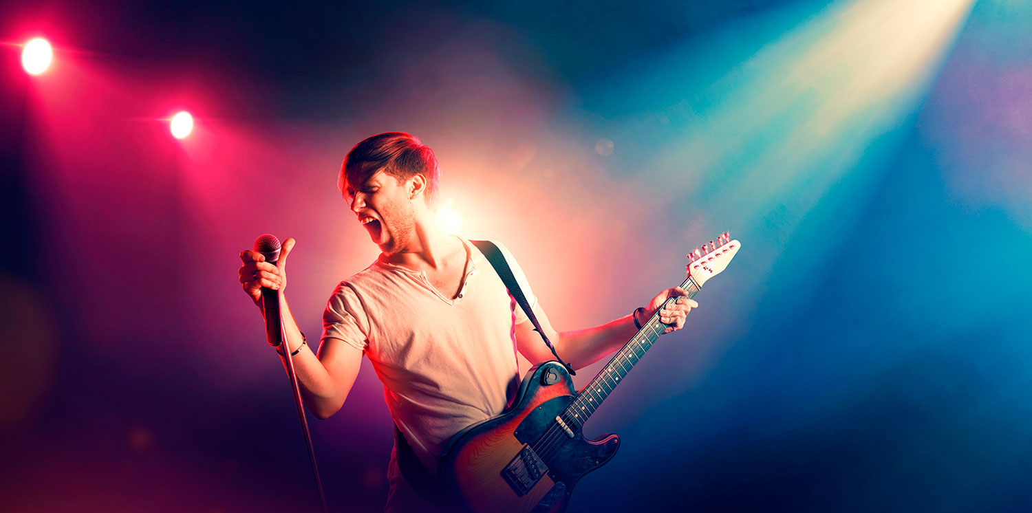 dieta cantante per migliorare la performance e mantenersi in salute durante il tour musicale