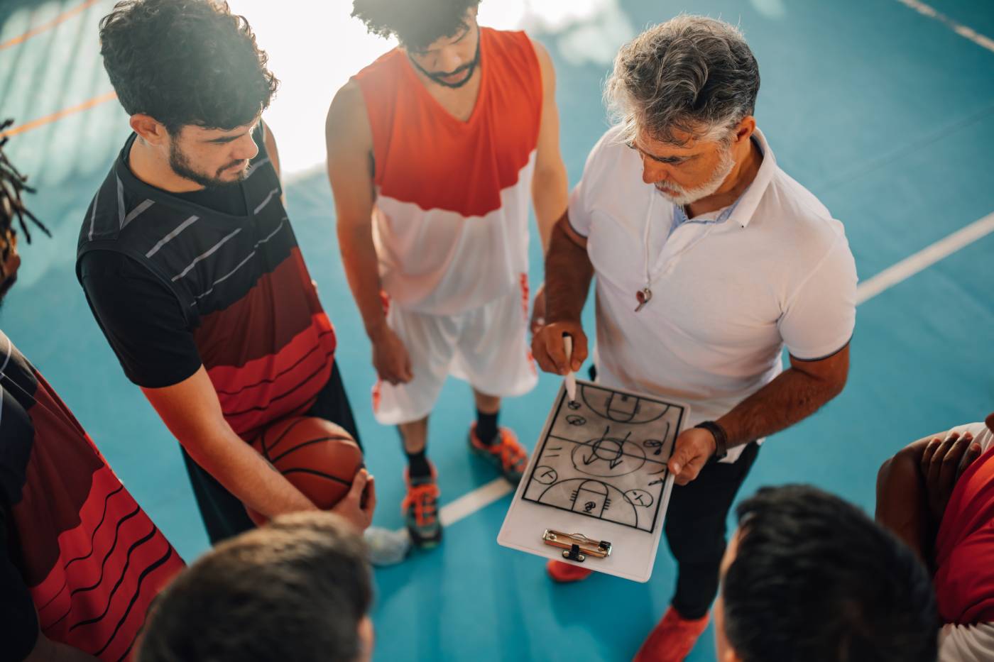 nutrizionista basket formula diete personalizzate e cura l'alimentazione dei singoli giocatori affinchè diano il massimo contributo al loro team