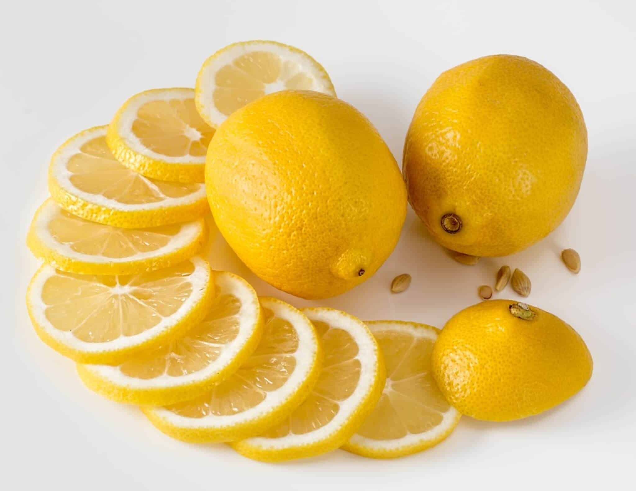 il limone acidifica il corpo