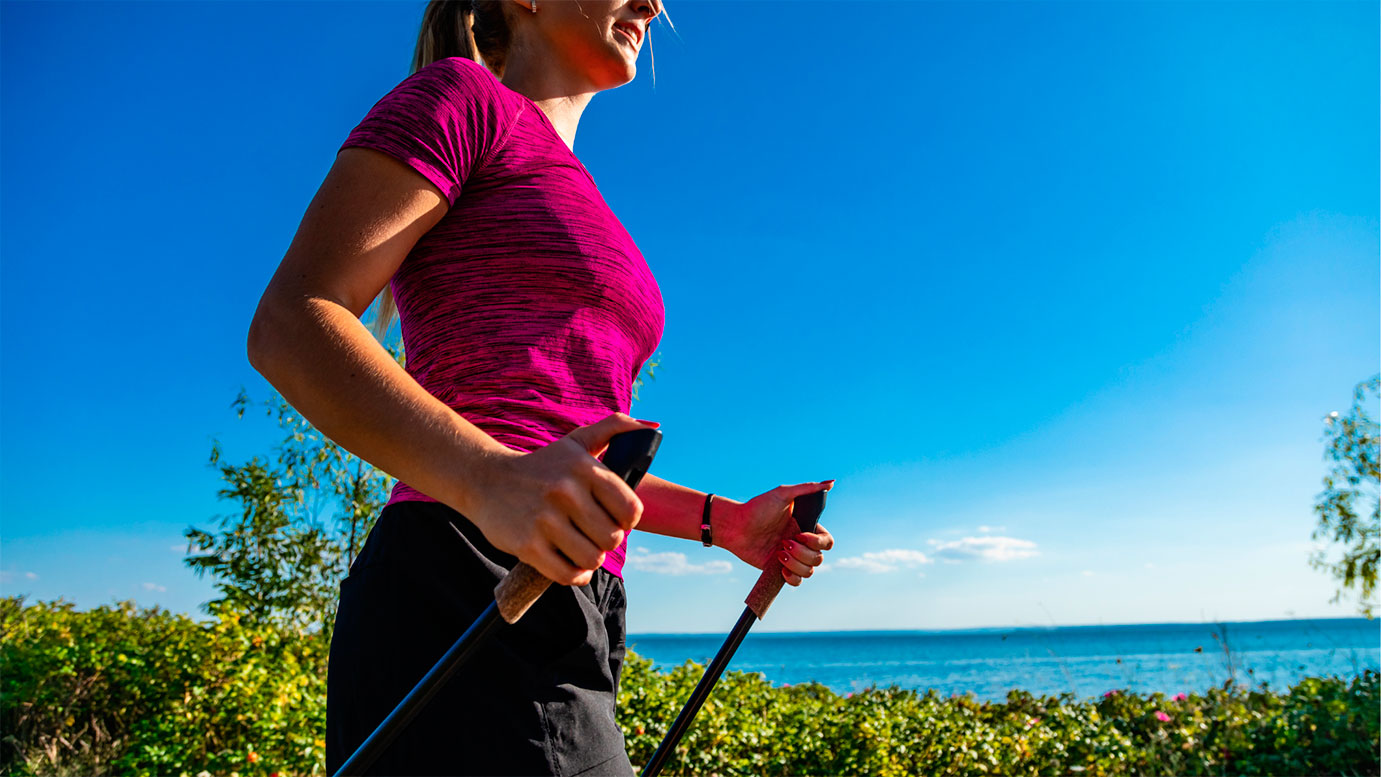 dieta del runner e del podista e assunzione di liquidi durante la camminata nordica, il trail running e altri sport di resistenza