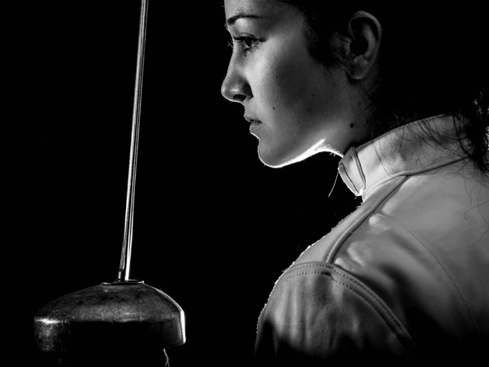 alimentazione per la scherma femminile, foto di un'atleta donna