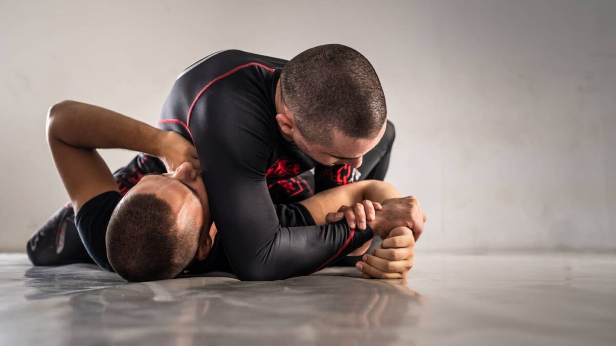 milano nutrizionista per sport da combattimento, atleti lottando